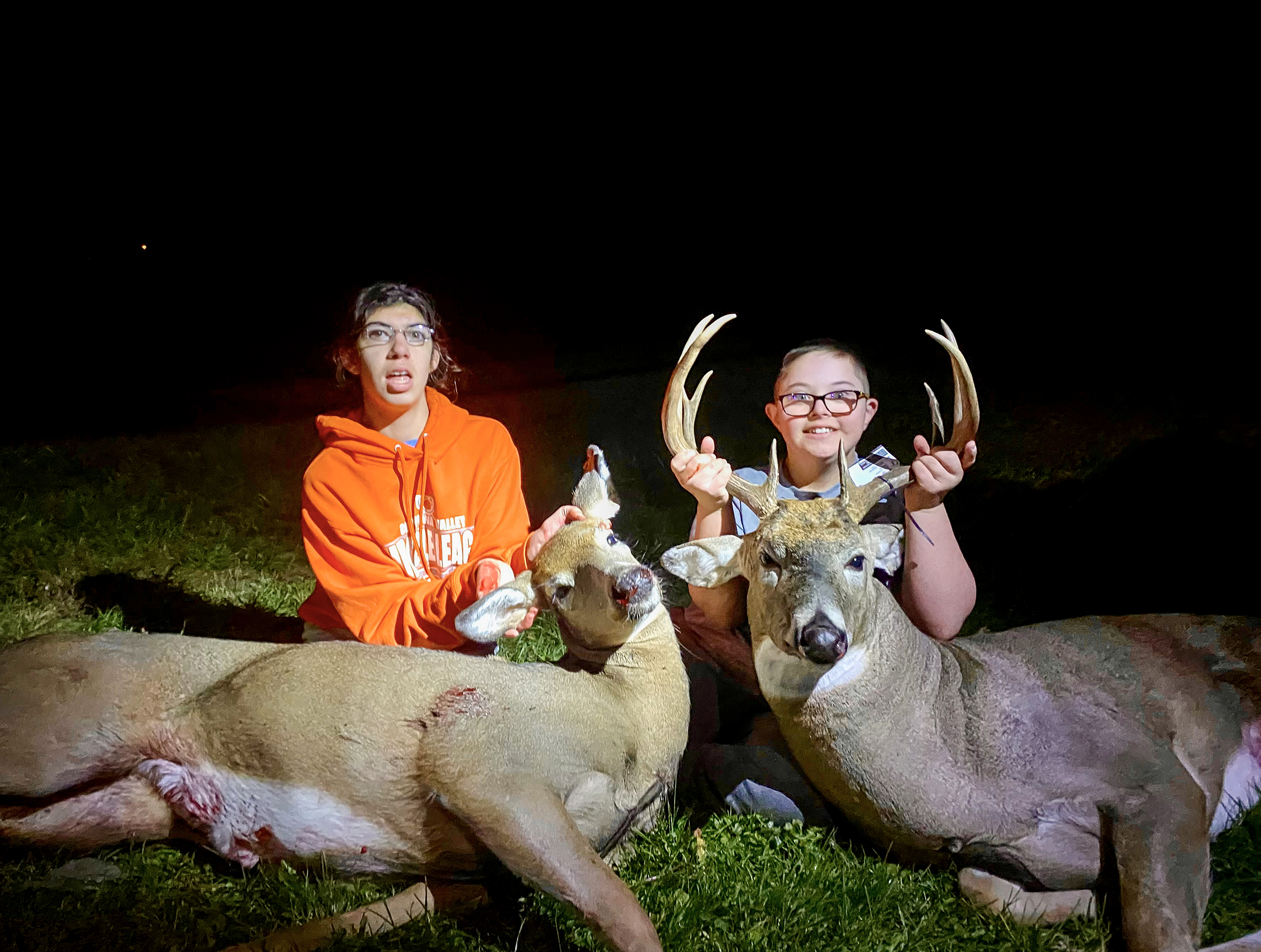 Young hunters bag their first deer during annual Dream Hunt - Vimarsana News